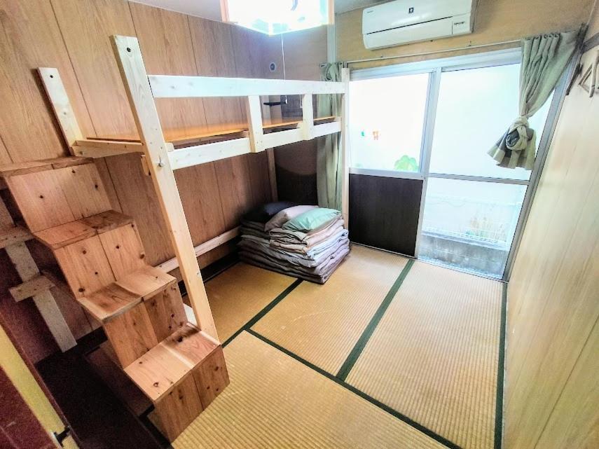 Хостел Minshuku Agaihama Yonabaru Экстерьер фото